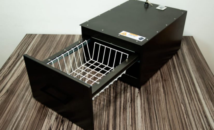 CAJA UVC
